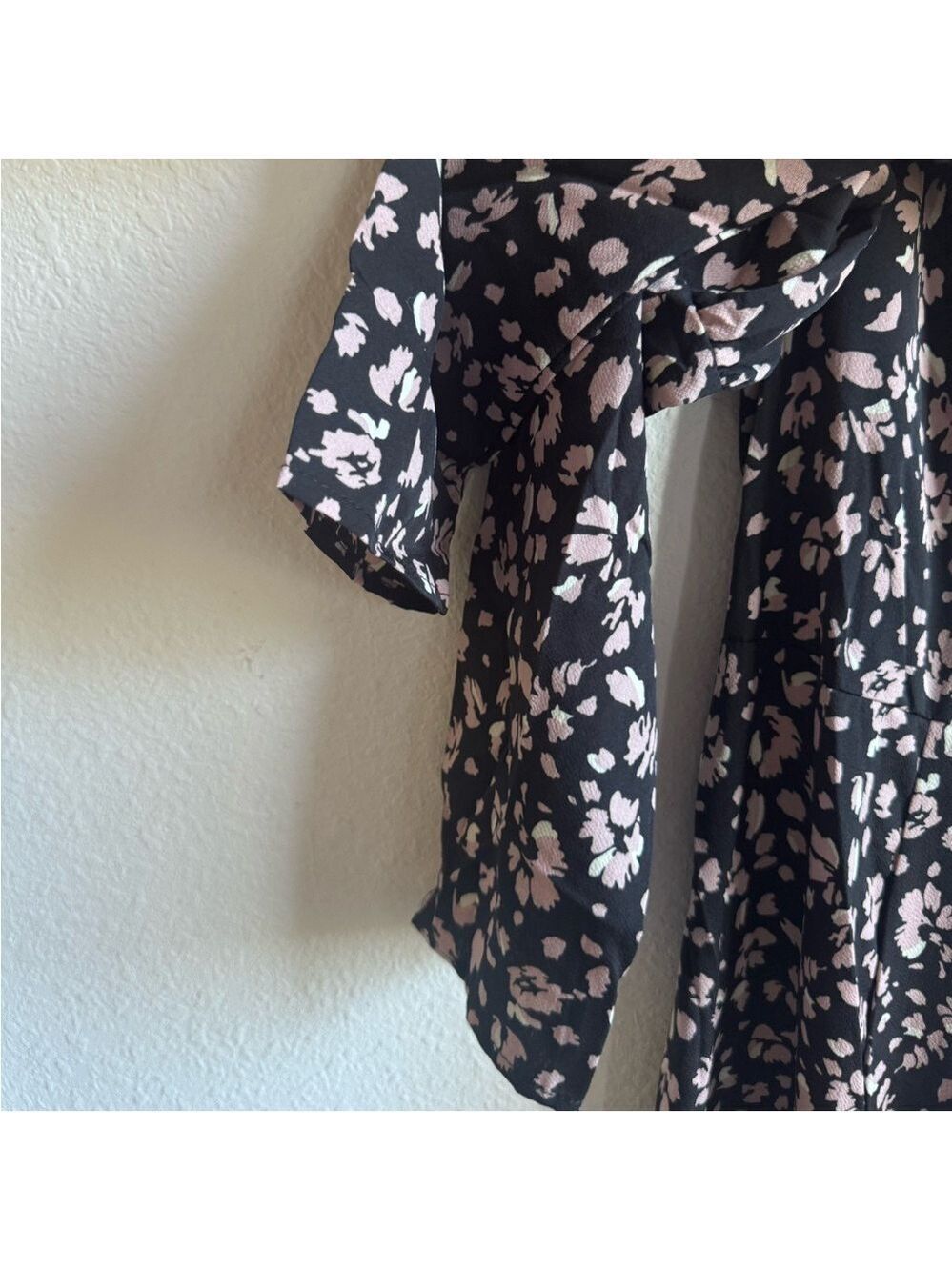 *NWT* AX PARIS Puff Sleeve Midi Dress - Picture 6 of 14